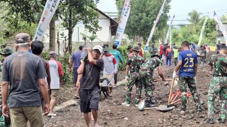 Satgas TMMD Kodim 0825/Banyuwangi Hadirkan Solusi Sederhana di Medan Sulit: Angkong Jadi Kunci Pembangunan