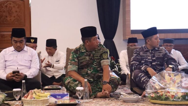 Kasdim 0825/Banyuwangi Hadiri Tasyakuran HUT Ke-80 Kemerdekaan RI