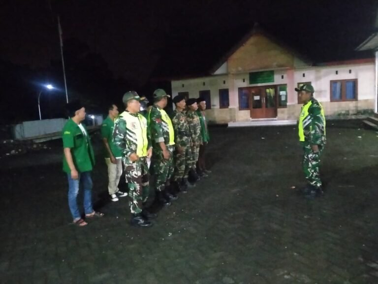 Sinergi TNI dan Banser di Songgon: Patroli Gabungan Jaga Objek Vita