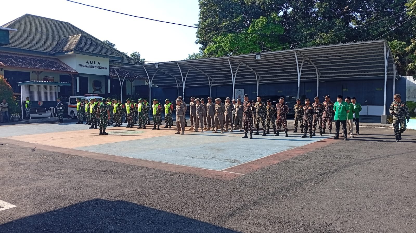 Apel Gabungan Kodim 0825/Banyuwangi , Banser, dan Satpol PP Wujudkan Sinergi Kebangsaan