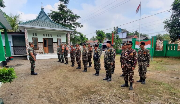 Sinergi TNI dan Banser, Posramil 0825/23 Tegalsari Gelar Apel Gabungan Jaga Kamtibmas