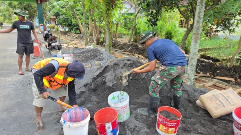 TMMD 126 Kodim 0818/Malang-Batu Fokus Selesaikan Pembangunan Drainase Sepanjang 200 Meter di Lebakharjo