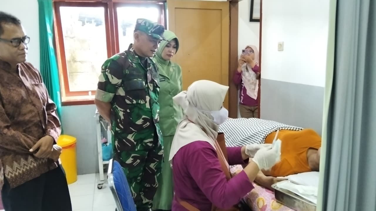 Kodim 0825 Bersama BKKBN dan Puskesmas Wonosobo Gelar Sosialisasi, Penyuluhan, dan Safari KB