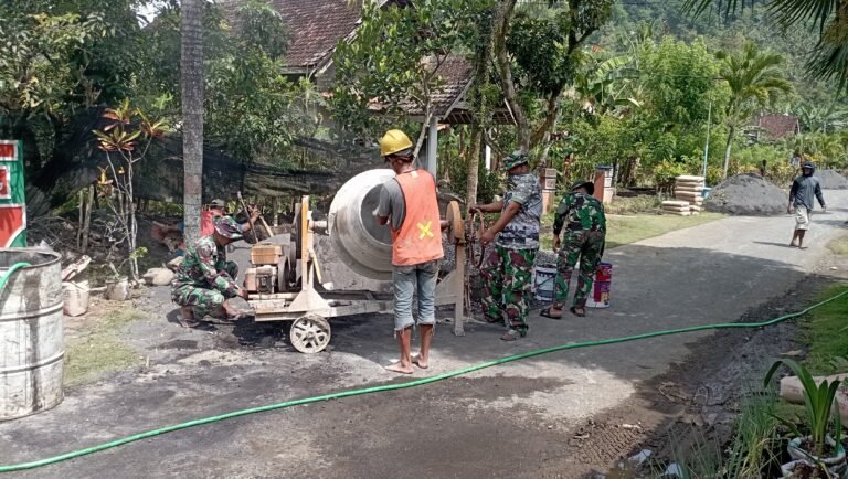 Progres Drainase TMMD 126 di Dusun Krajan 1B Capai 60 Persen  ‎