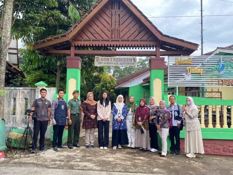BPS RI Tinjau Program MBG di SDN 1 Kemiren, Babinsa Dampingi Jalannya Kegiatan Hingga Selesai