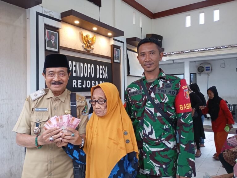 1783 Warga di Glagah Terima BLTS Kesra 2025, Babinsa Kawal Penyaluran Hingga Tuntas
