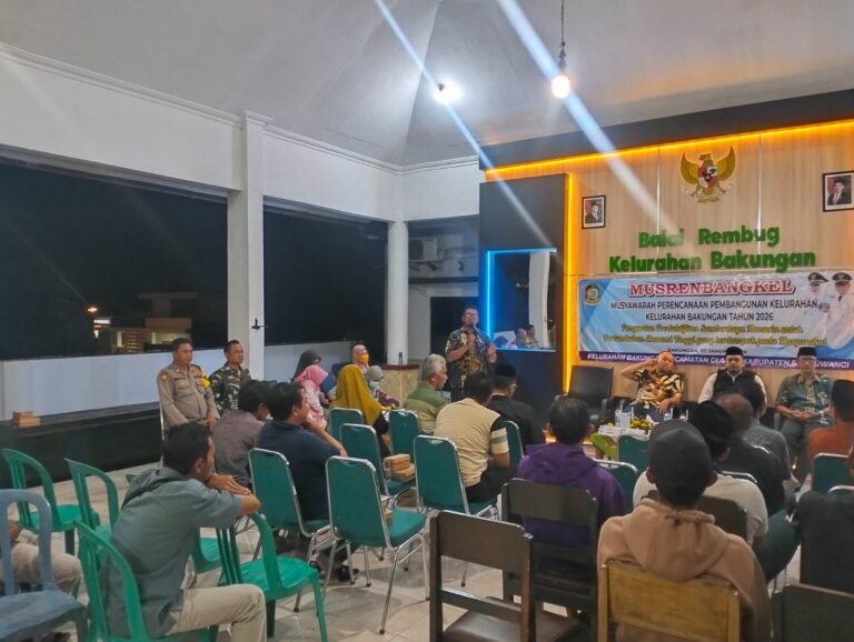 Musrenbangkel Bakungan 2026 Digelar Malam Hari, Babinsa Tegaskan Aspirasi Warga Harus Tepat Sasaran