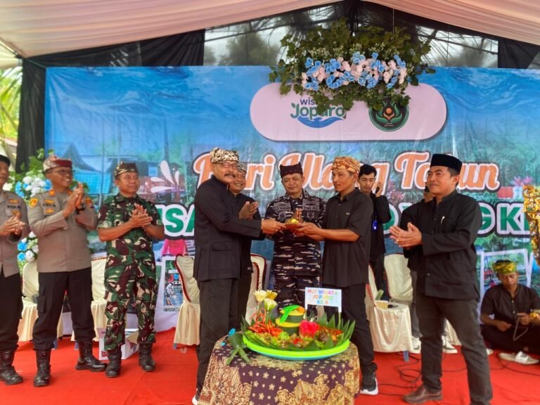 Perayaan 8 Tahun Wisata Jopuro, TNI Hadir Langsung di Tengah Warga