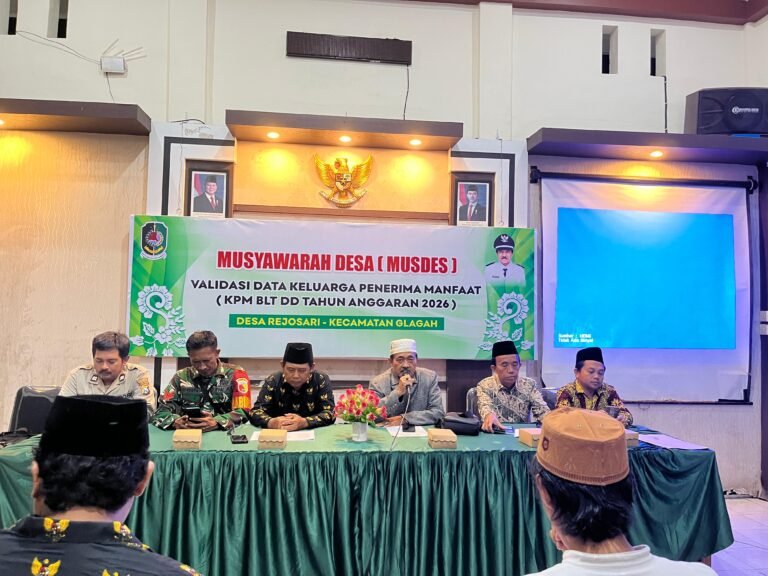 Babinsa Kopka Mitra Hendri V Kawal Musdes Rejosari Bahas APBDes 2026 dan Validasi BLT-DD