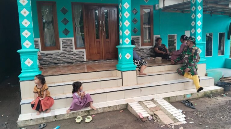 Satgas TMMD Ke-128 Gelar Komsos Sampaikan Program Fisik dan Non Fisik ke Warga Brabe